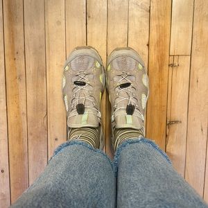 Salomon Tan and Beige Sneakers